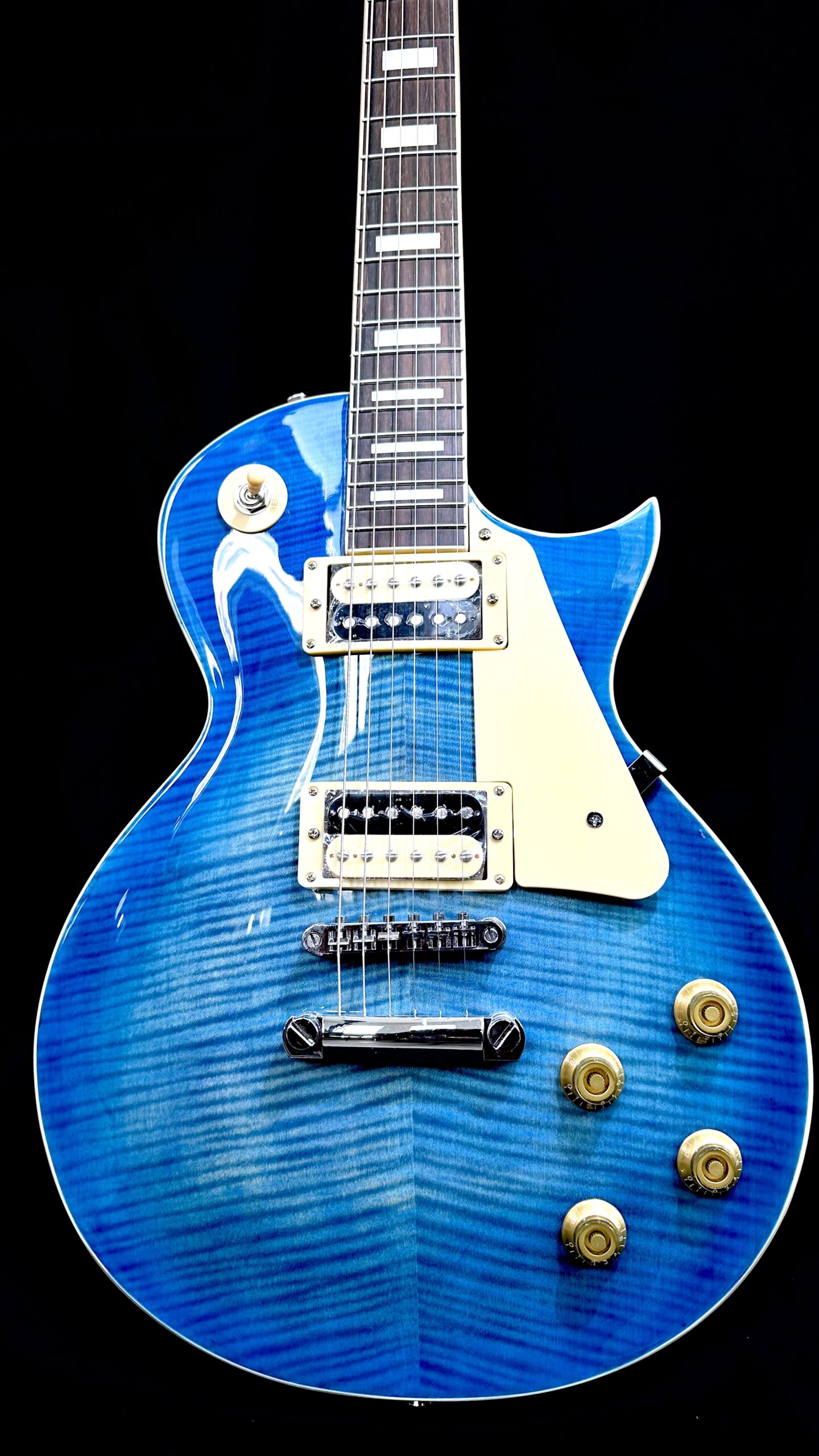 a0d8365e3d9b6c5598a4221a84105fc