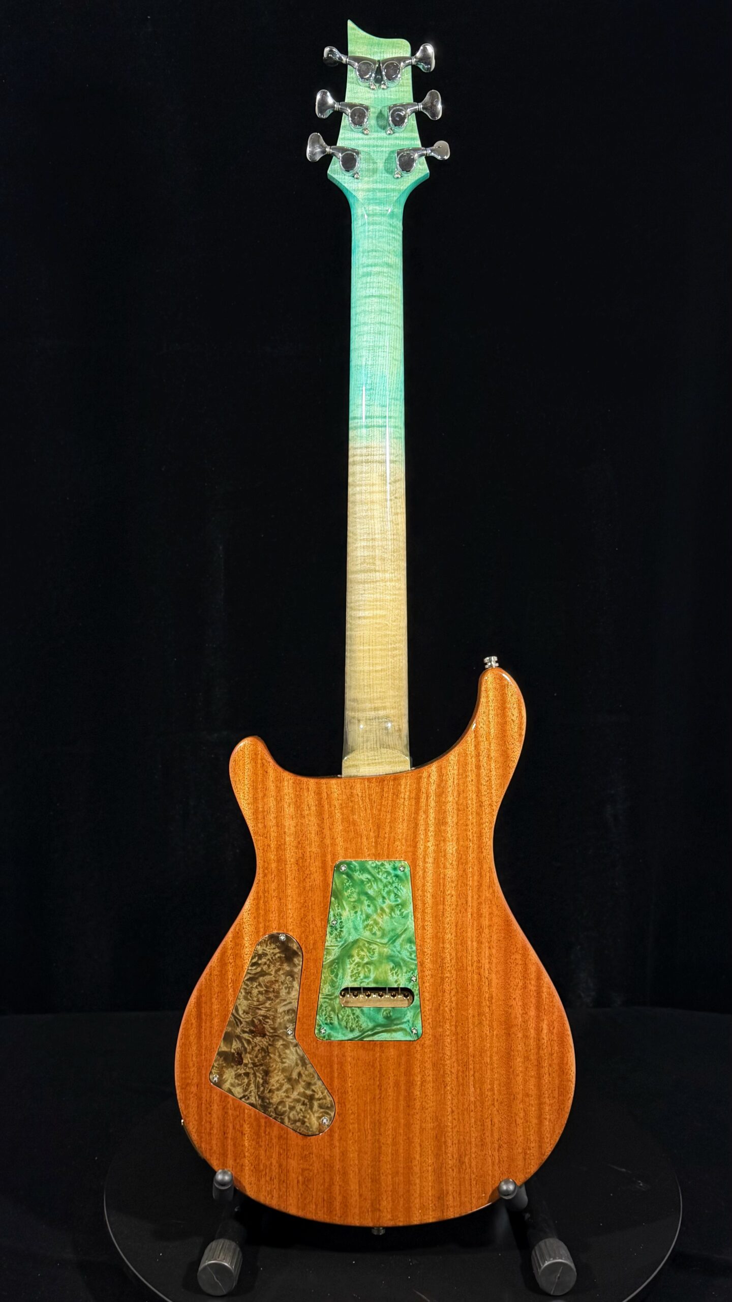 95f5d11312318135067af8eb21c53f7