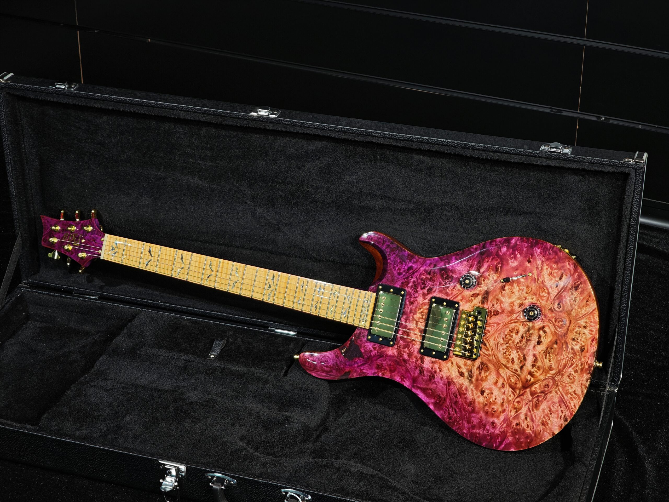 Violet Horizon-Link displayed. Send us message for details - Image 10