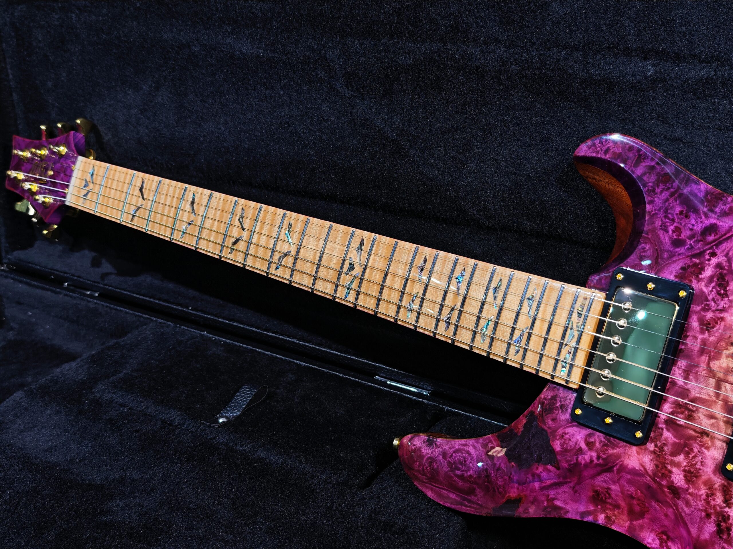 Violet Horizon-Link displayed. Send us message for details - Image 9