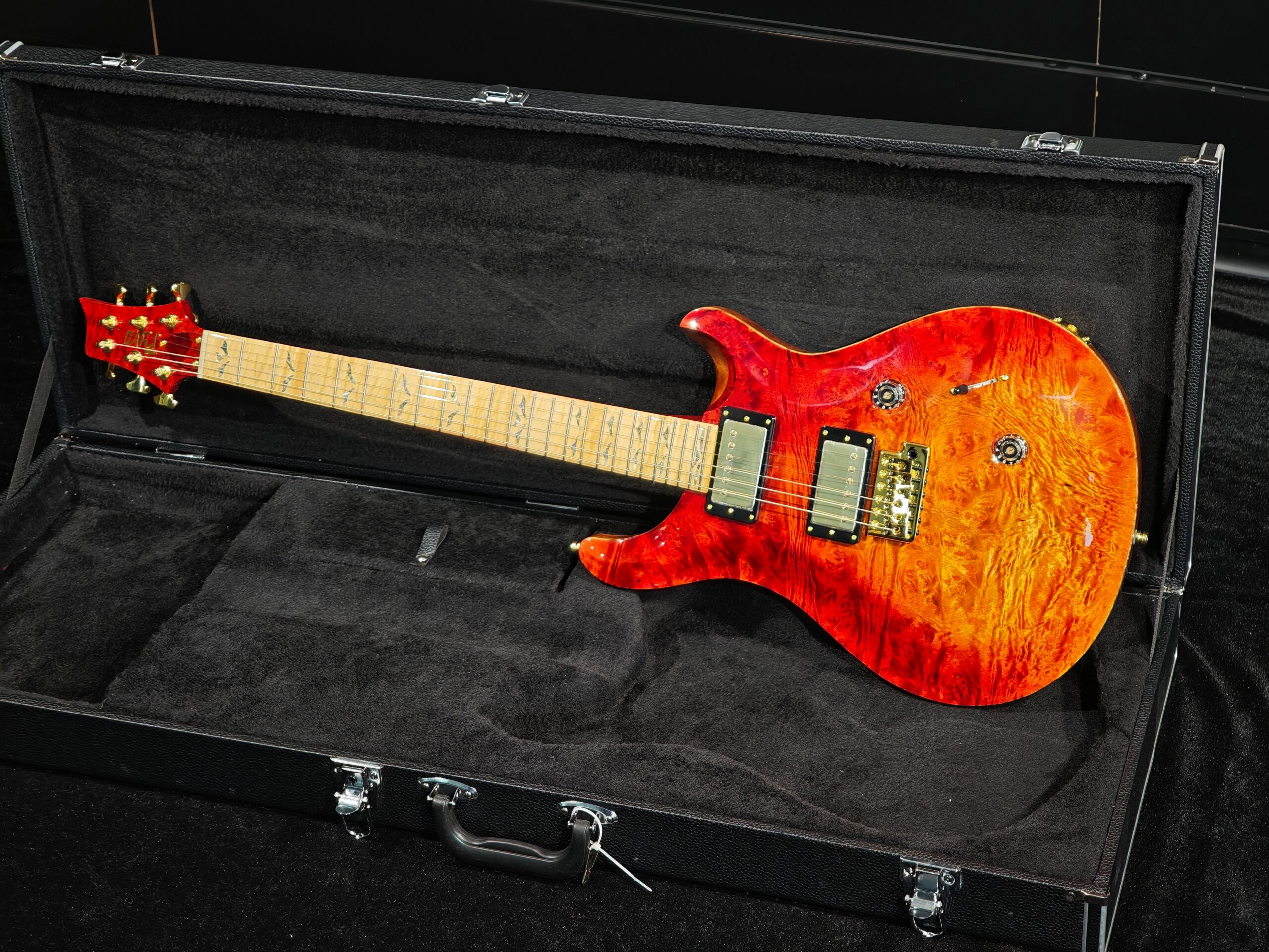 Solstice Blaze-Link displayed. Send us message for details - Image 11