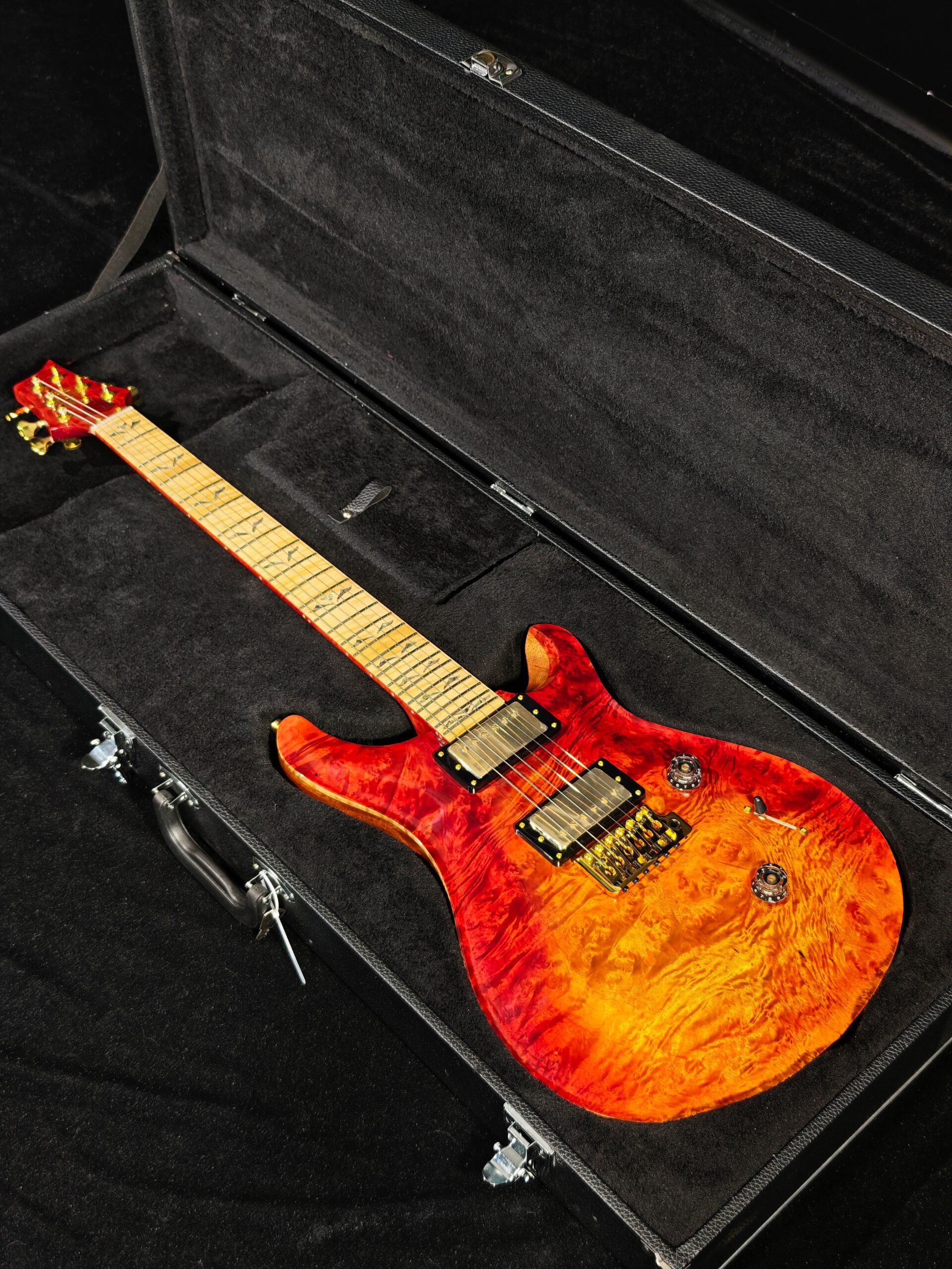 Solstice Blaze-Link displayed. Send us message for details - Image 9